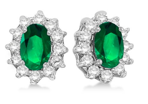 May Birthstone: Emerald Jewelry, Meaning, Facts and Its History