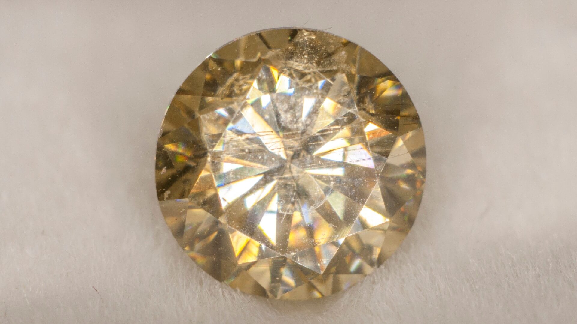 22 Diamond-Alternative Gemstones for Engagement Rings