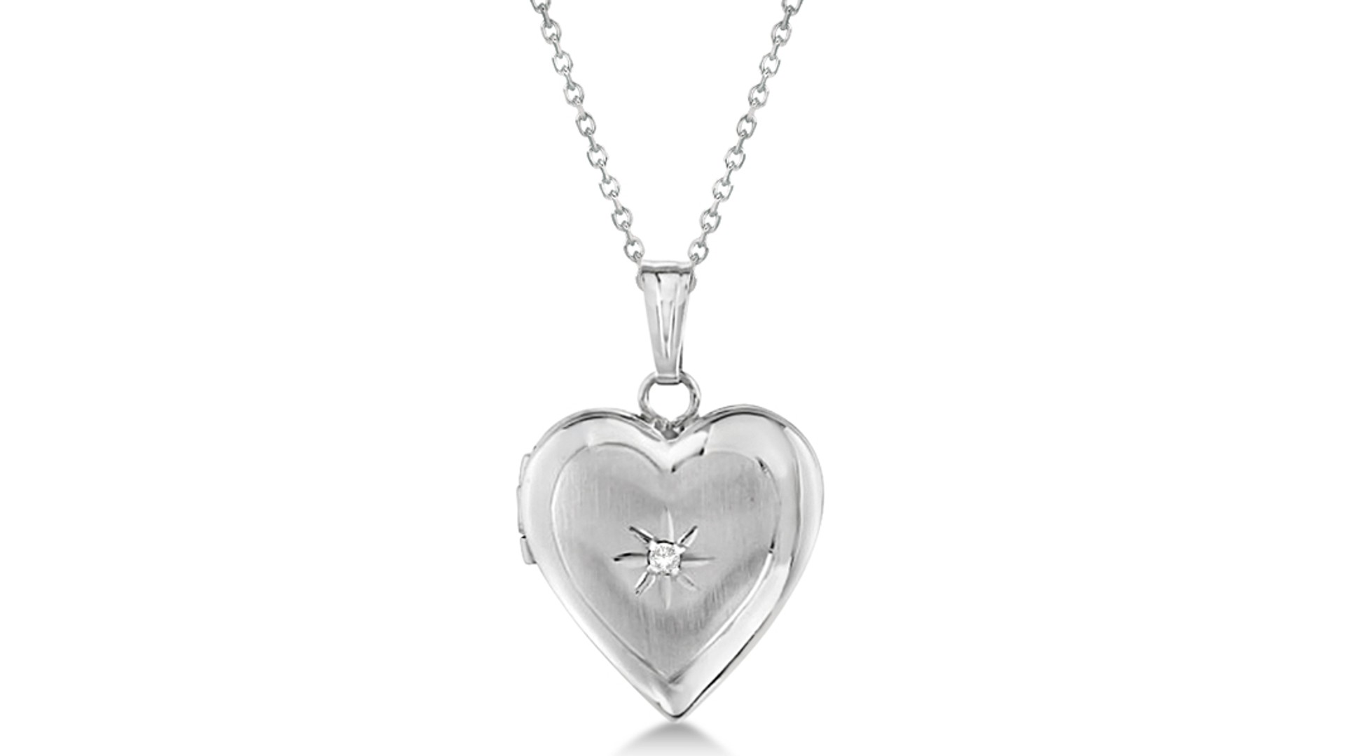 Valentine’s Day Gift Guide: Petite Heart Photo Locket With Diamond Accent