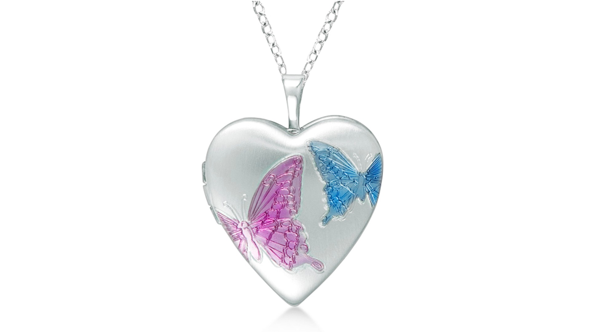 Valentine’s Day Gift Guide: a Heart-Shaped Butterfly Design Pendant Locket