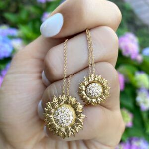 gold sunflower necklace pendant
