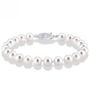 pearl strand bracelet