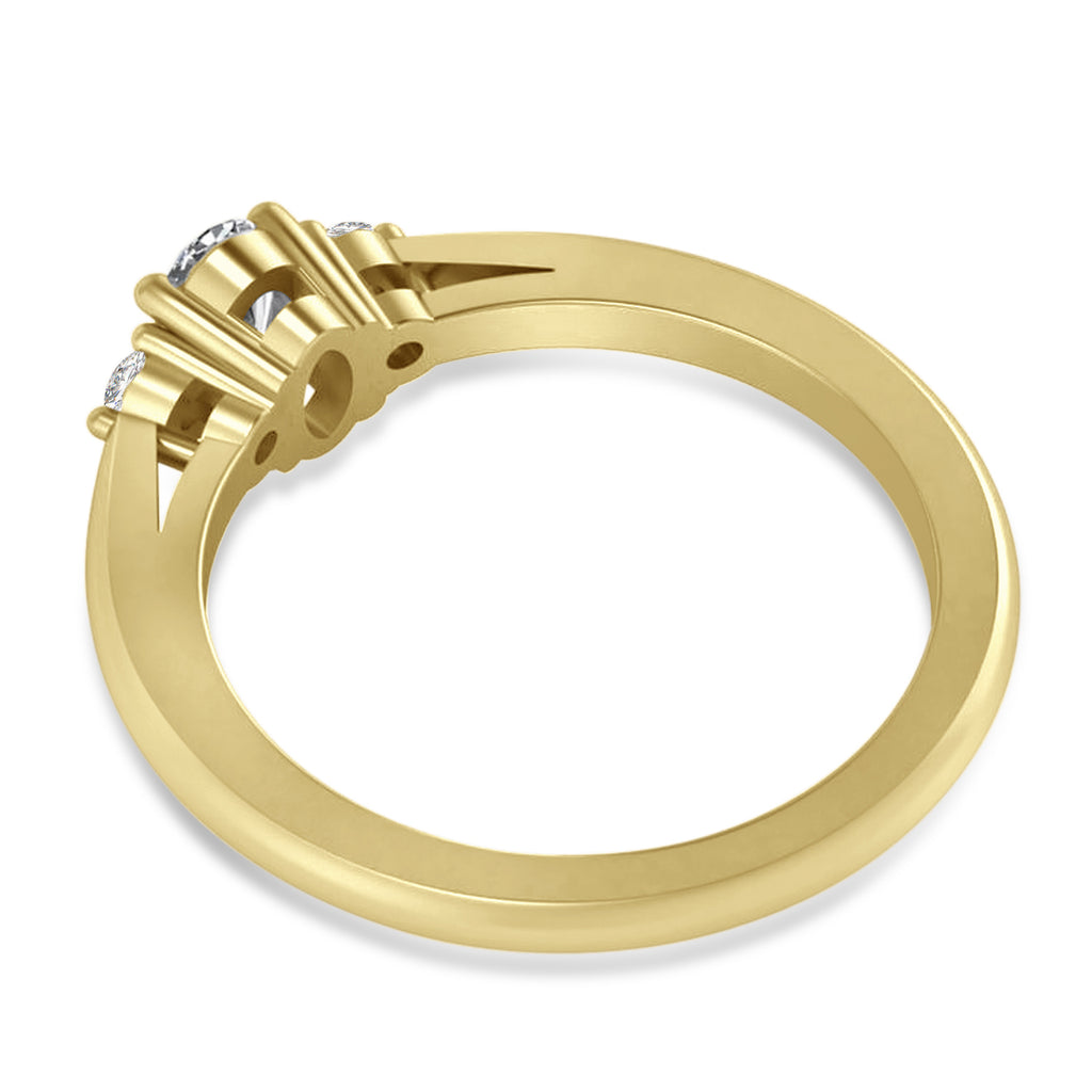 Oval Diamond Three-Stone Engagement Ring 14k Yellow Gold (0.60ct)