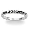 Vintage Style Heart Engraved Wedding Band Ring in Platinum