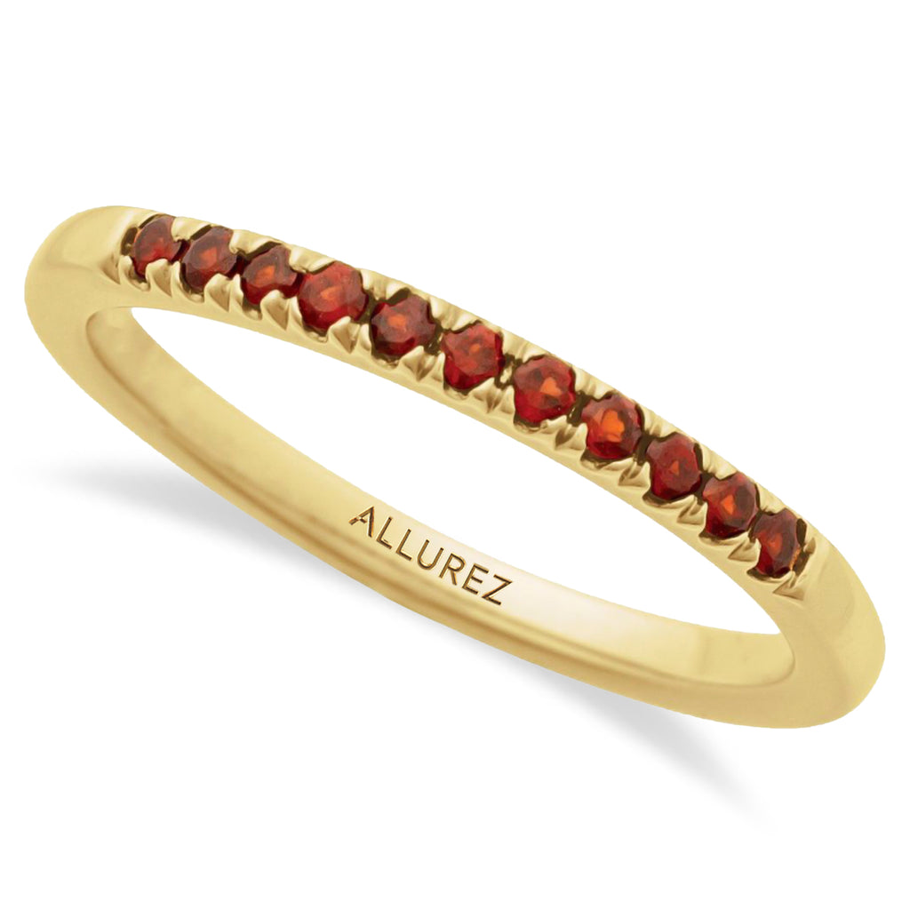 Round Mozambique Garnet Stackable Ring 14K Yellow Gold (0.25ct)