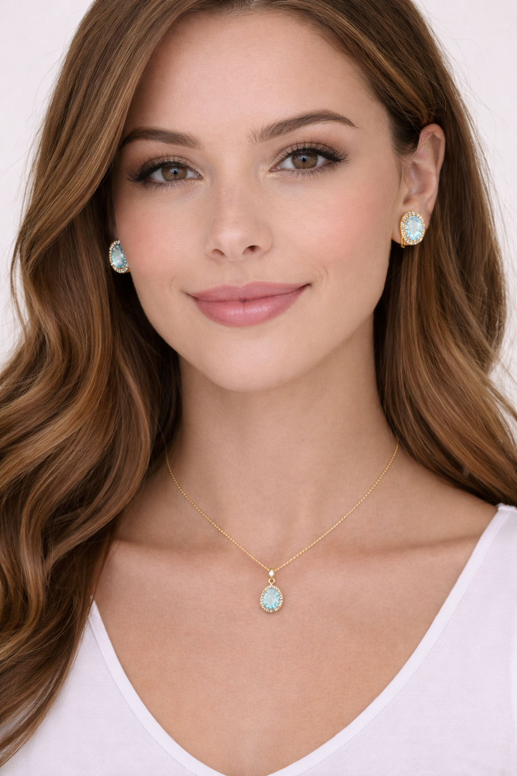 Aquamarine & Halo Diamond Pendant Necklace in 14k Yellow Gold 2.00ct
