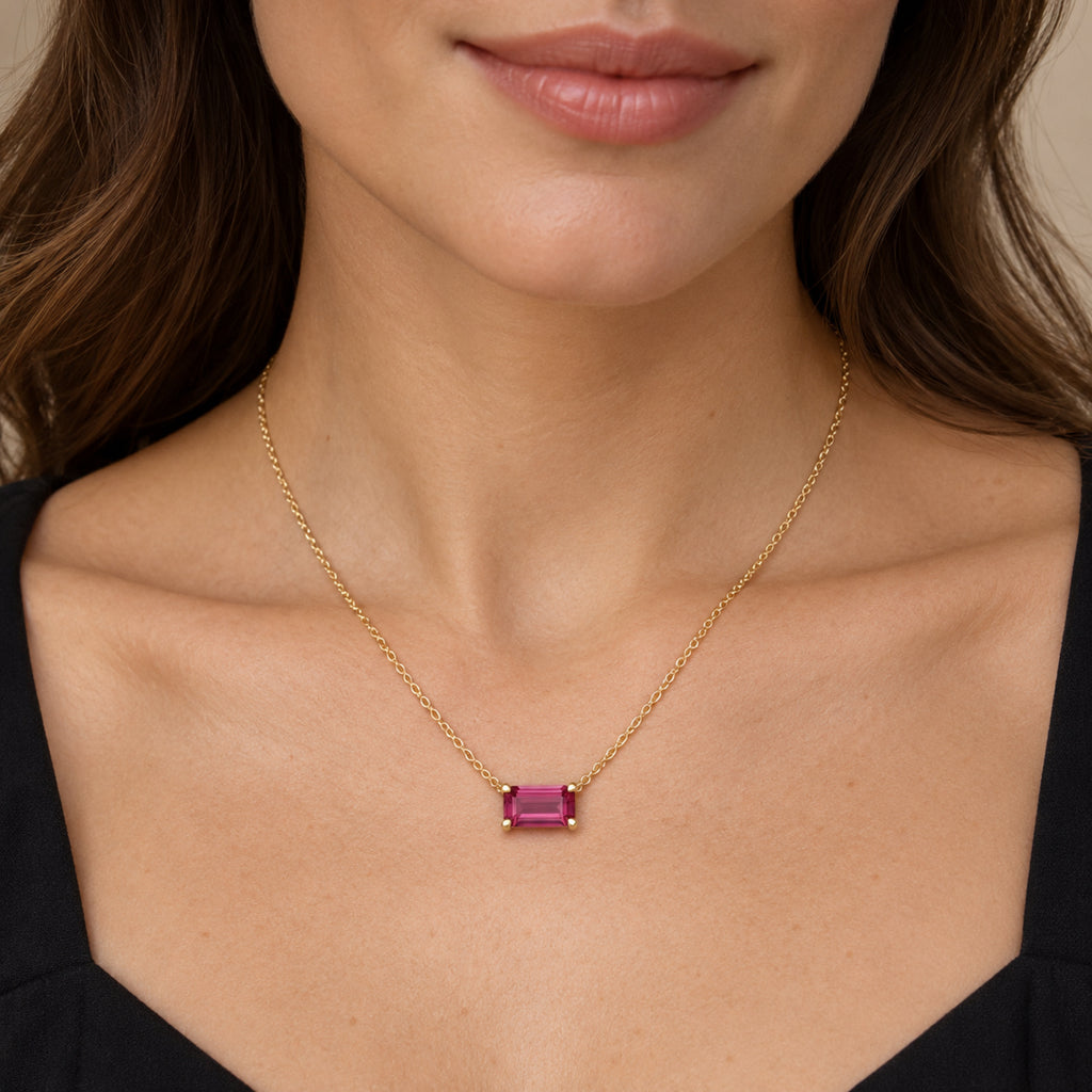 AZ29540 natural pink tourmaline solitaire necklace 14K yellow gold - close-up model