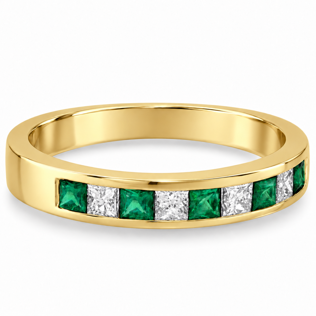Lab emerald and lab-grown diamond channel-set band in 14K yellow gold, 4mm, five princess-cut lab emeralds alternating four princess-cut lab-grown diamonds, 0.73ct total — side
