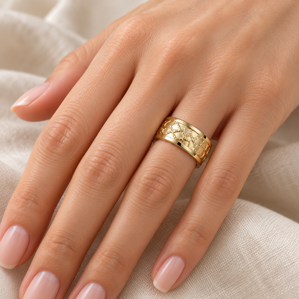 AZ29458 ring on hand close-up