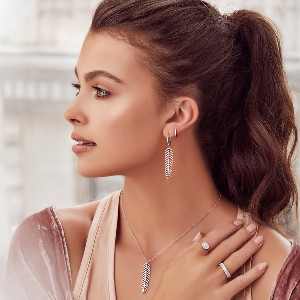 Diamond Pave Feather Pendant Necklace 14k White Gold (0.29ct)