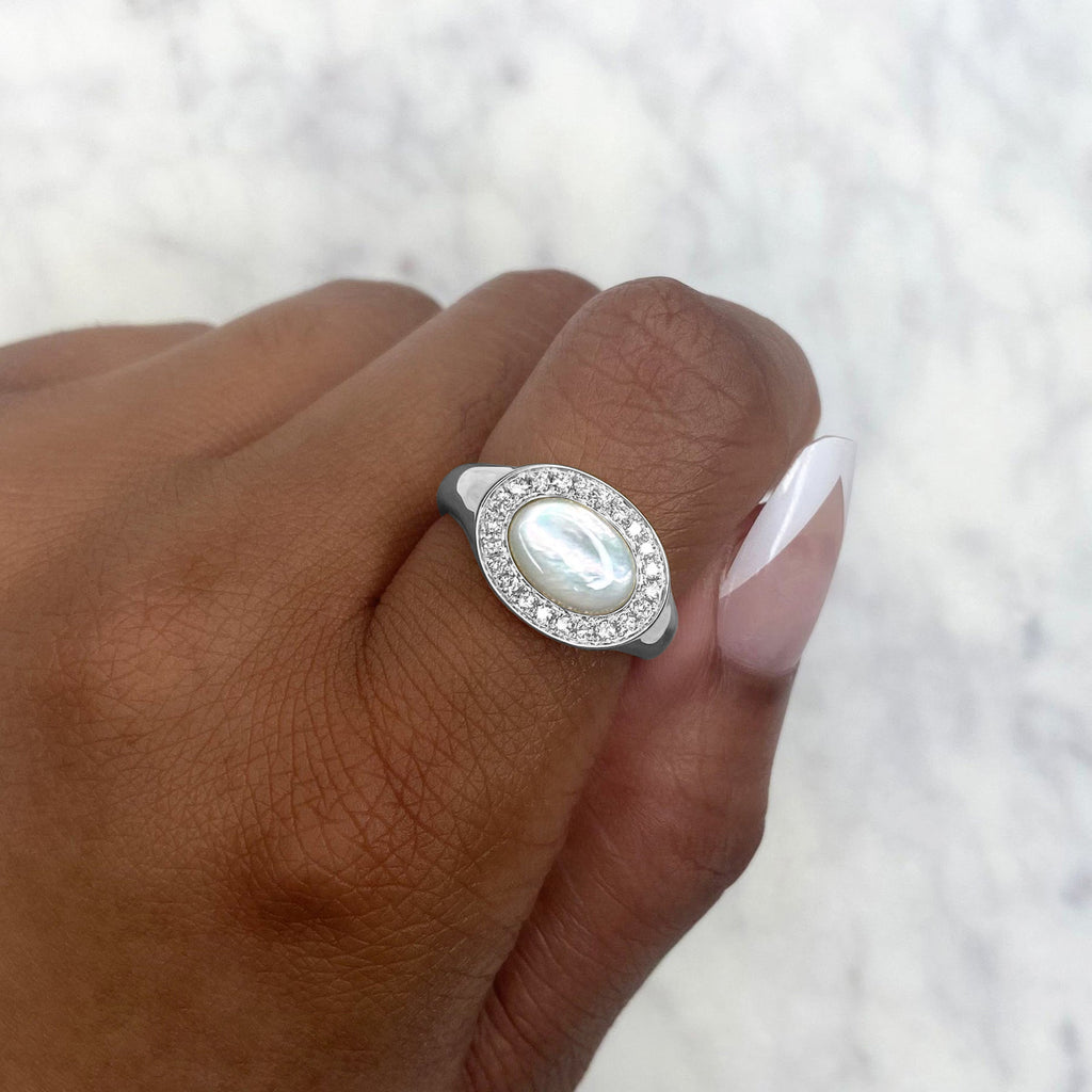 Diamond & Mother of Pearl Ring 14K White Gold (1.78ct)