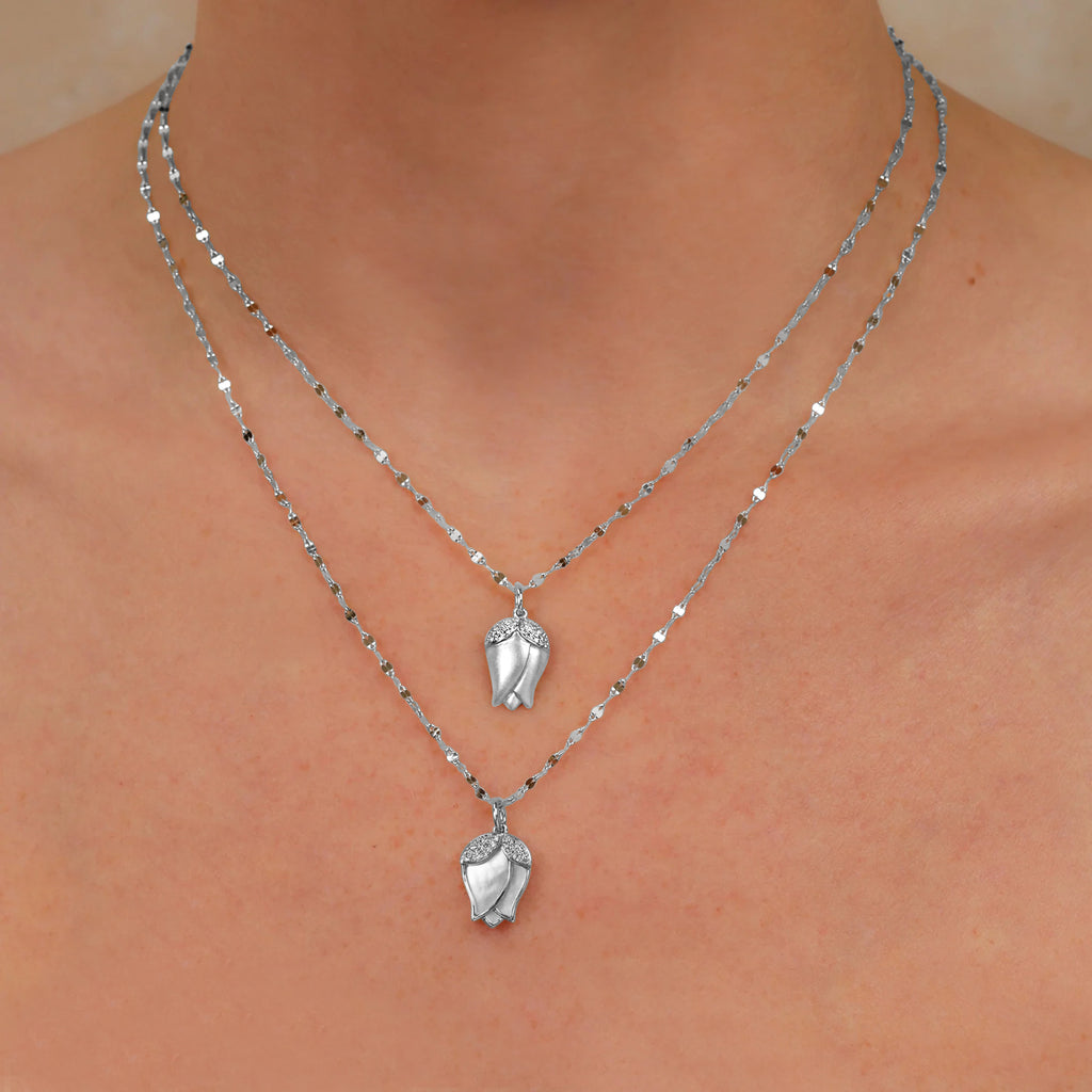 Mother of Pearl & Diamond Flower Pendant Necklace 14K White Gold (1.80ct)