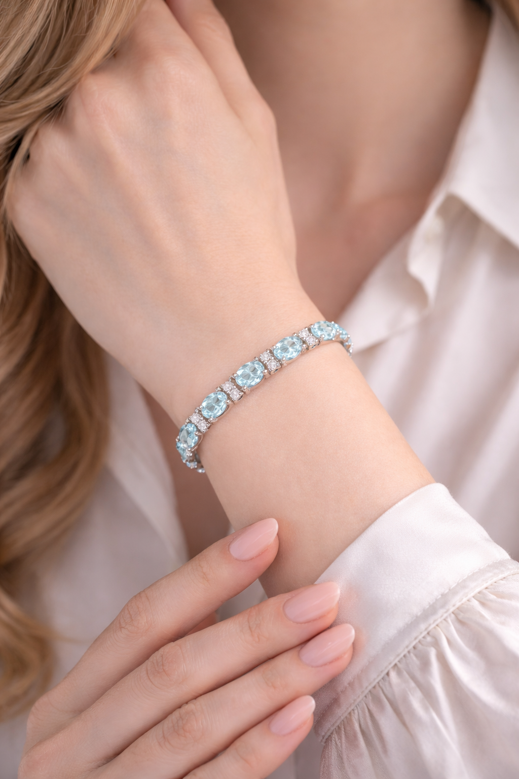 Diamond & Oval Cut Aquamarine Tennis Bracelet 14k White Gold (9.25ct)