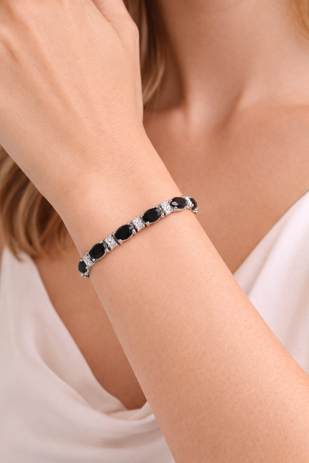 Black & Lab White Diamond Oval Cut Tennis Bracelet 14k White Gold (9.25ctw)