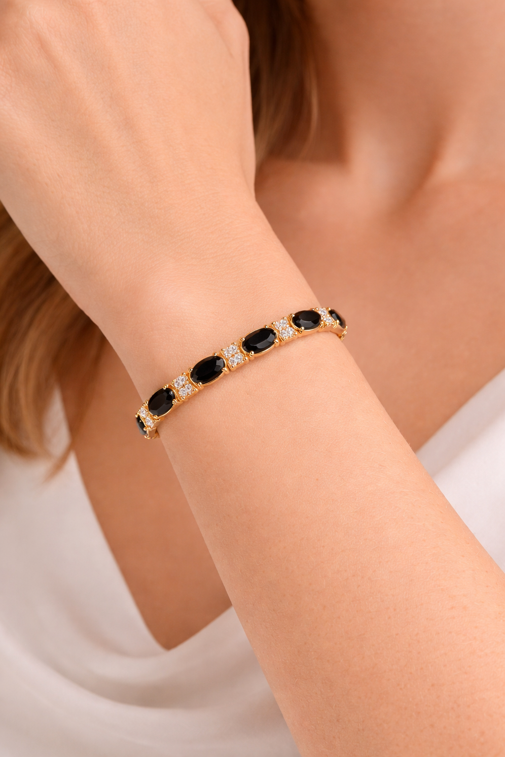 Black & Lab White Diamond Oval Cut Tennis Bracelet 14k Yellow Gold (9.25ctw)