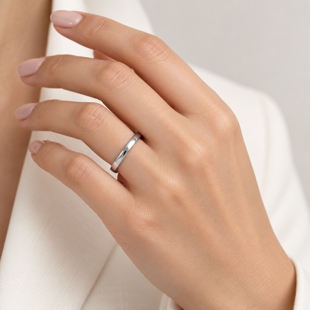 18k White Gold Wedding Ring Low Dome Comfort Fit (3mm) - female hand