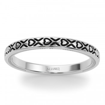 Vintage Style Heart Engraved Wedding Band Ring in Platinum