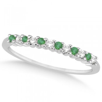 Petite Diamond & Emerald Wedding Band 14k White Gold (0.20ct)