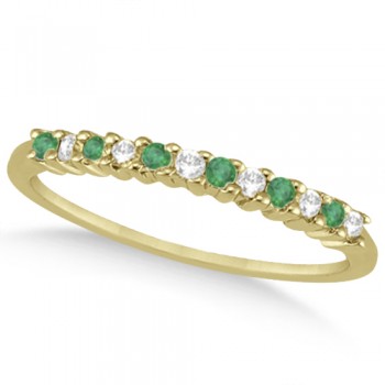 Petite Diamond & Emerald Wedding Band 14k Yellow Gold (0.20ct)