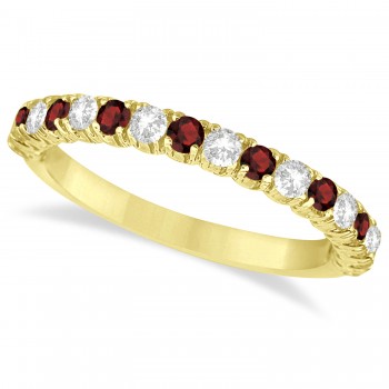 Garnet & Diamond Wedding Band Anniversary Ring in 14k Yellow Gold (0.75ct)