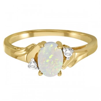 Oval Opal and Diamond Ring in 14K Yellow Gold (0.46ct)