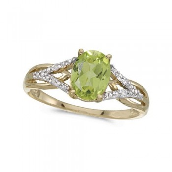 Oval Peridot and Diamond Cocktail Ring in 14K Yellow Gold (1.37 ctw)