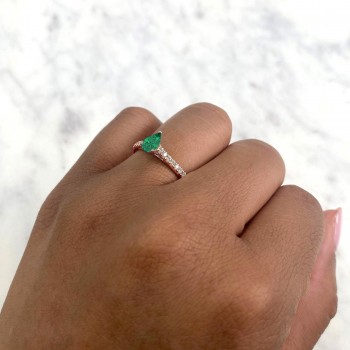 Pear Emerald Solitaire & Diamond Engagement Ring 14K Rose Gold (0.59ct)