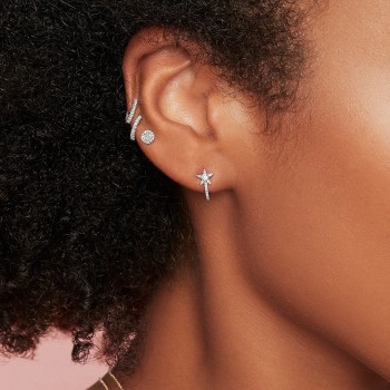 Diamond Star Huggie Earrings 14k White Gold (0.17ct)