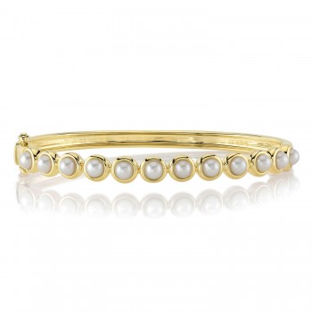 Cultured Pearl Circle Bangle Bracelet 14K Yellow Gold (4mm)