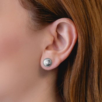 Diamond Daisy Flower Stud Earrings 14K White Gold (0.14ct)